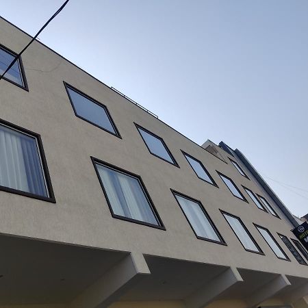 Hotel Woodlark Zirakpur - A Peaceful Stay Exterior foto