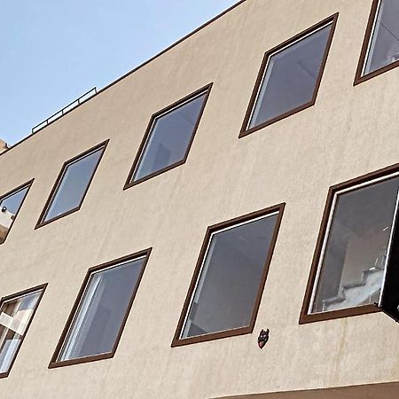 Hotel Woodlark Zirakpur - A Peaceful Stay Exterior foto
